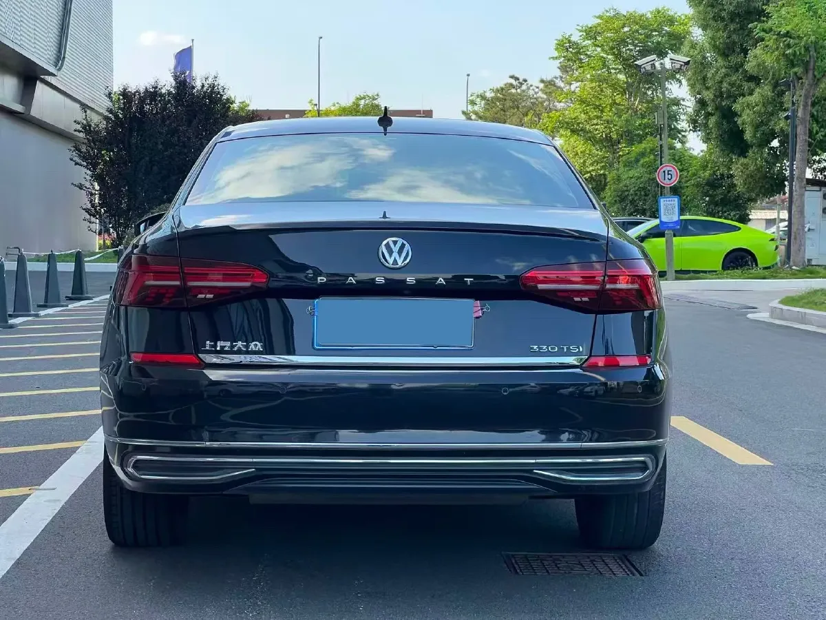 2019 Volvo V40 1.5T 152HP L4 6AT,autocango,china used car exporter,china ev exporter,chinese used car exporter,chinese used ev exporter