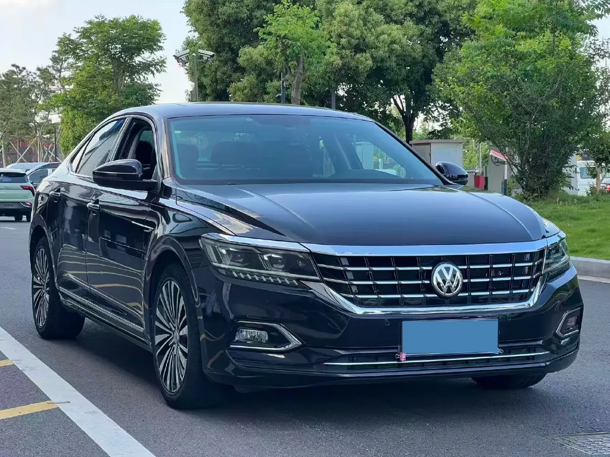 2019 Volvo V40 1.5T 152HP L4 6AT,autocango,china used car exporter,china ev exporter,chinese used car exporter,chinese used ev exporter