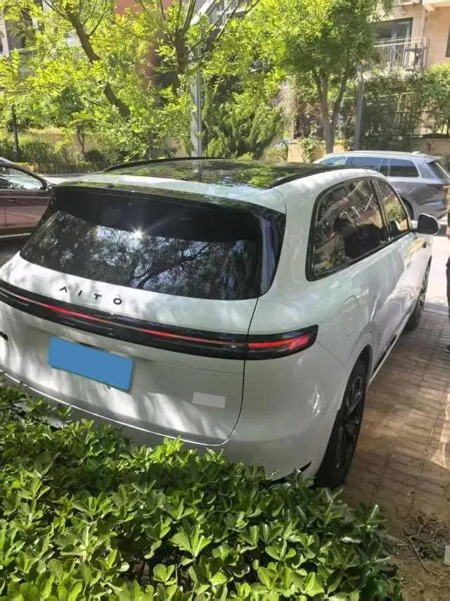 2026 AITO AITO M7 REEV 160HP REEV,autocango,china used car exporter,china ev exporter,chinese used car exporter,chinese used ev exporter
