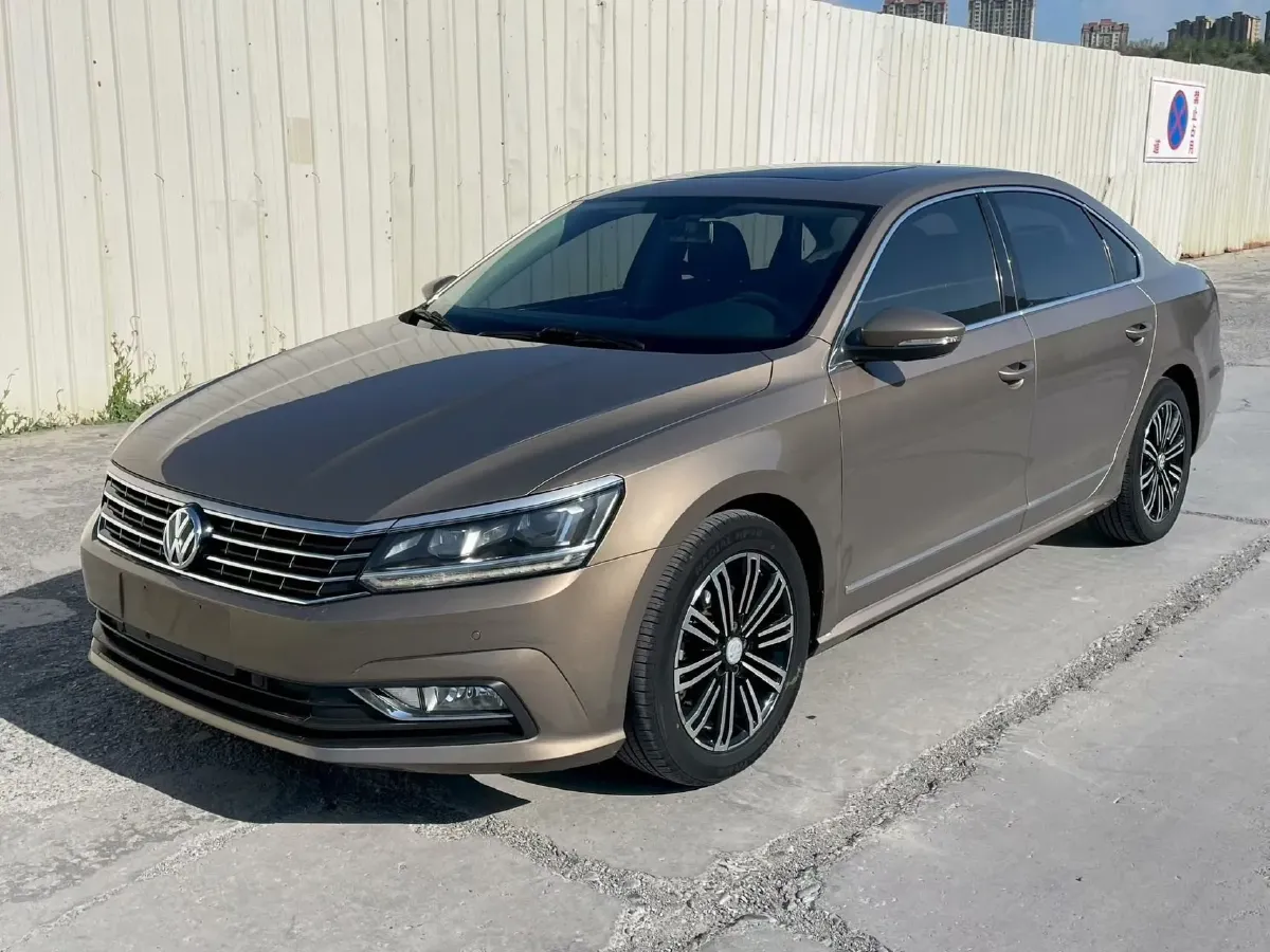 2017 Volkswagen Passat 1.8T 180HP L4 7DCT,autocango,china used car exporter,china ev exporter,chinese used car exporter,chinese used ev exporter