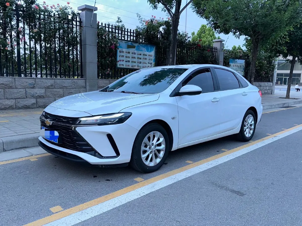 2023 Chevrolet Monza 1.5L 113HP L4 6DCT,autocango,china used car exporter,china ev exporter,chinese used car exporter,chinese used ev exporter