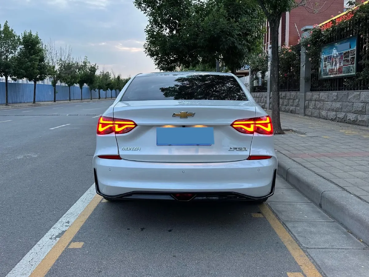 2023 Chevrolet Monza 1.5L 113HP L4 6DCT,autocango,china used car exporter,china ev exporter,chinese used car exporter,chinese used ev exporter