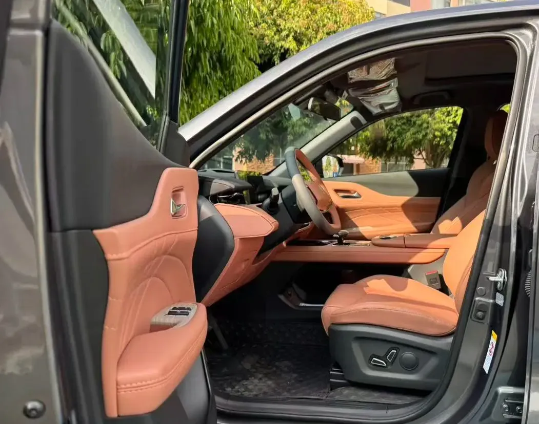 2024 ChangAn UNI-Z 1.5L 98HP L4 E-CVT PHEV 18.4KWH,autocango,china used car exporter,china ev exporter,chinese used car exporter,chinese used ev exporter