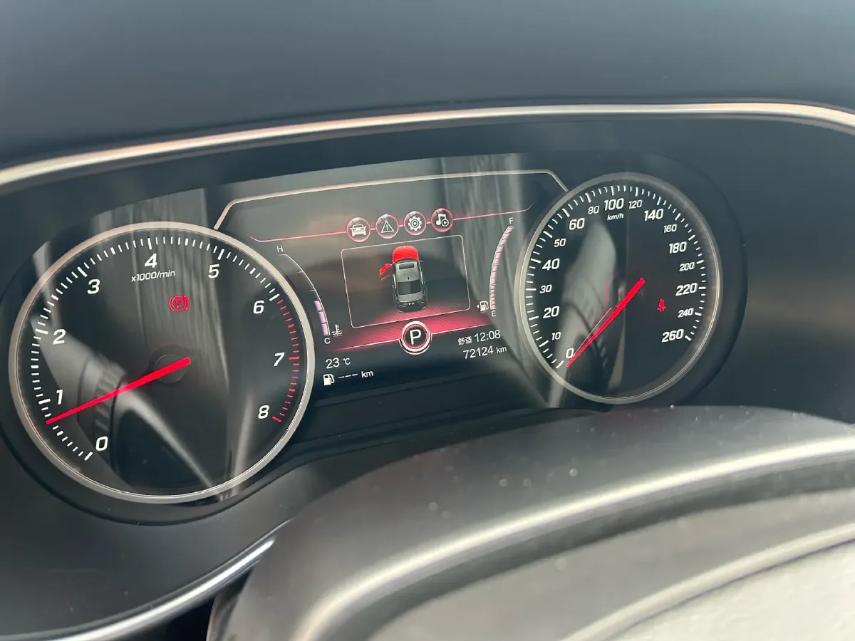 2020 HongQi H5 1.5T 169HP L4 7DCT,autocango,china used car exporter,china ev exporter,chinese used car exporter,chinese used ev exporter