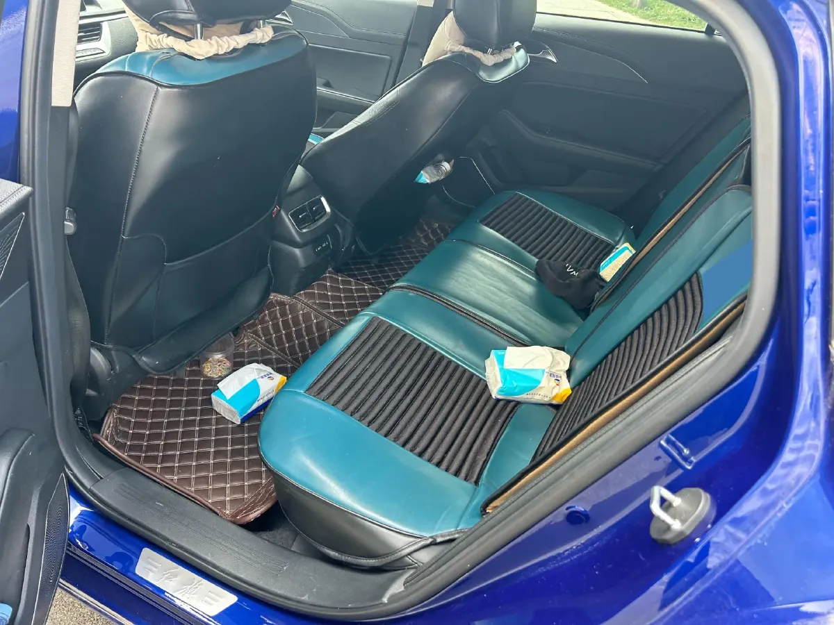 2020 HongQi H5 1.5T 169HP L4 7DCT,autocango,china used car exporter,china ev exporter,chinese used car exporter,chinese used ev exporter