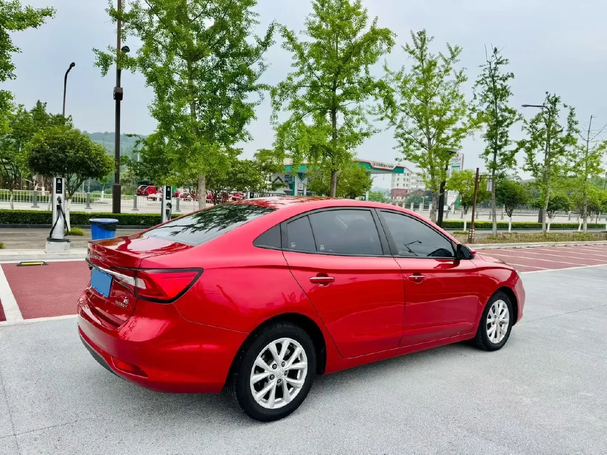 2019 Roewe i5 1.5L 120HP L4 CVT,autocango,china used car exporter,china ev exporter,chinese used car exporter,chinese used ev exporter