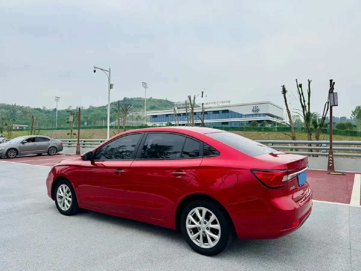 2019 Roewe i5 1.5L 120HP L4 CVT,autocango,china used car exporter,china ev exporter,chinese used car exporter,chinese used ev exporter