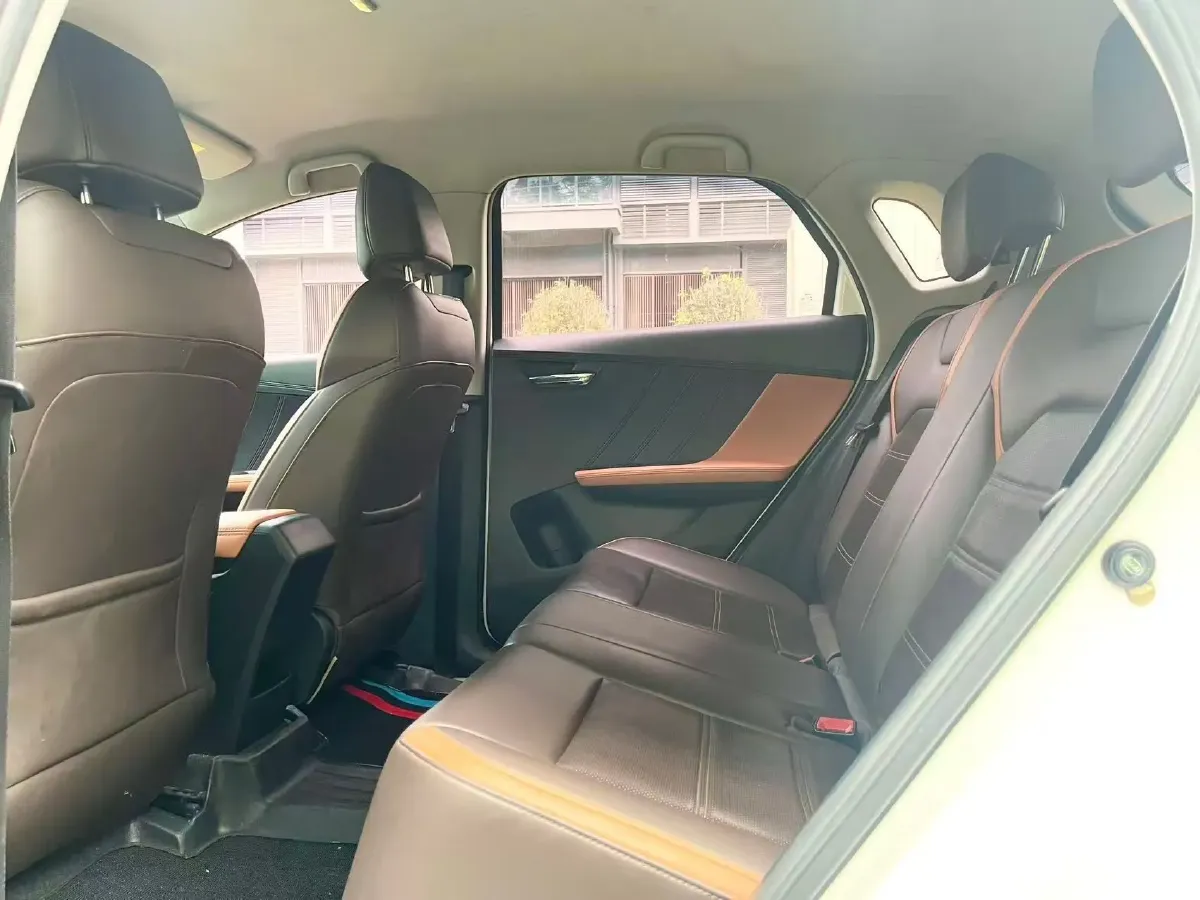 2021 Geely Azkarra 1.8T 184HP L4 7DCT,autocango,china used car exporter,china ev exporter,chinese used car exporter,chinese used ev exporter