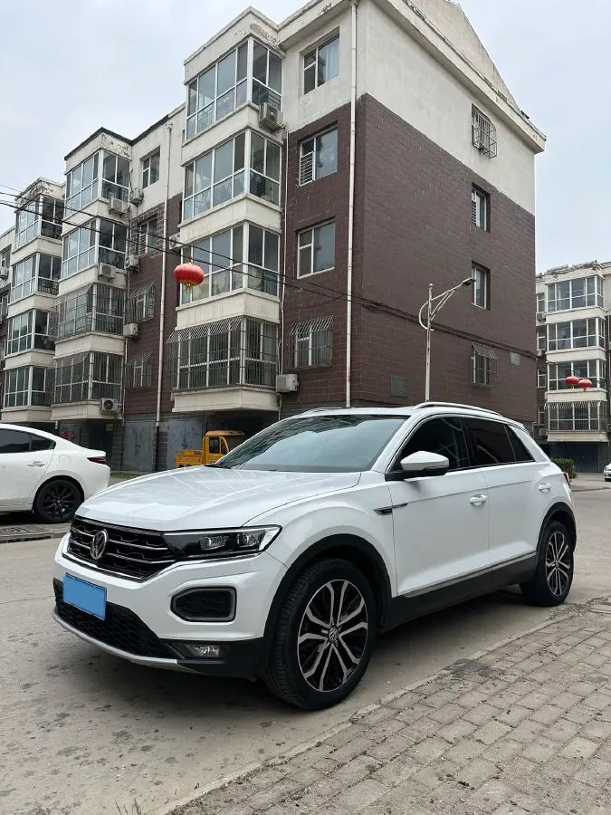 2019 Volkswagen T-Roc 1.4T 150HP L4 7DCT,autocango,china used car exporter,china ev exporter,chinese used car exporter,chinese used ev exporter
