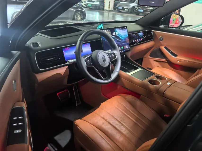 2026 AITO AITO M7 REEV 160HP REEV,autocango,china used car exporter,china ev exporter,chinese used car exporter,chinese used ev exporter