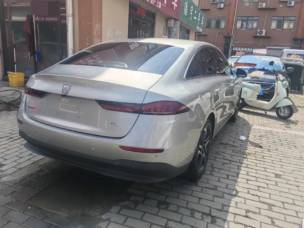 2023 Roewe D7 1.5L 112HP L4 1DHT PHEV 21.4KWH,autocango,china used car exporter,china ev exporter,chinese used car exporter,chinese used ev exporter