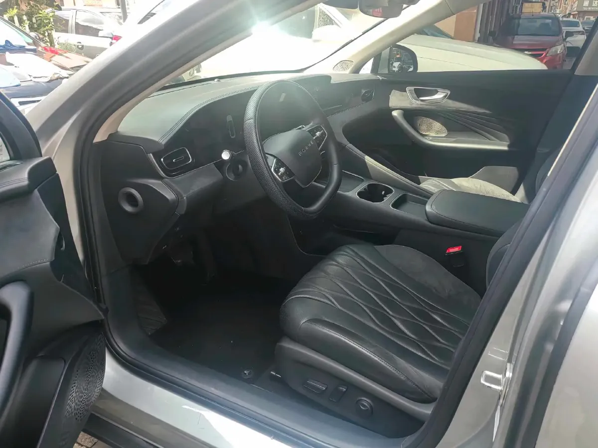 2023 Roewe D7 1.5L 112HP L4 1DHT PHEV 21.4KWH,autocango,china used car exporter,china ev exporter,chinese used car exporter,chinese used ev exporter