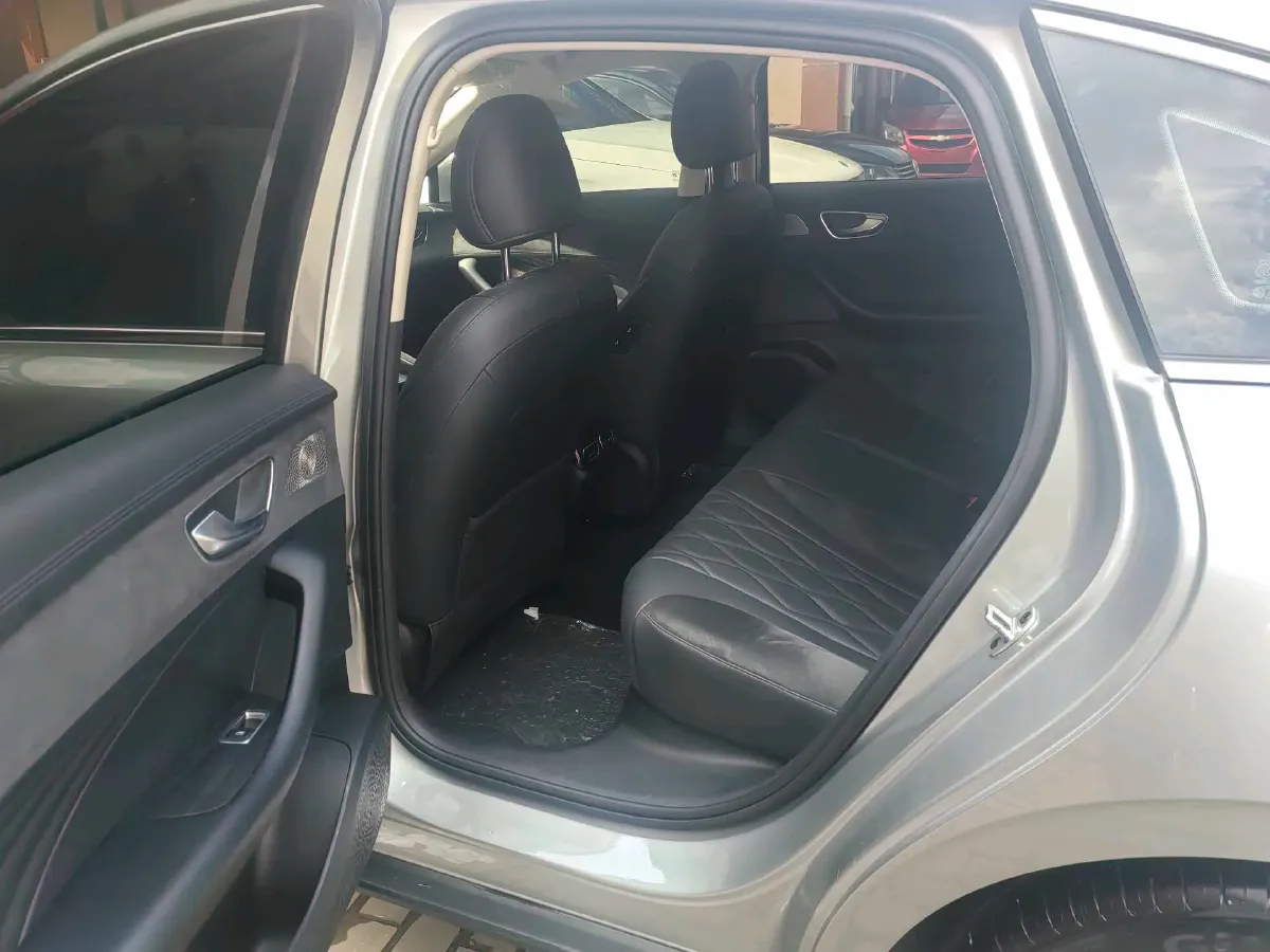 2023 Roewe D7 1.5L 112HP L4 1DHT PHEV 21.4KWH,autocango,china used car exporter,china ev exporter,chinese used car exporter,chinese used ev exporter