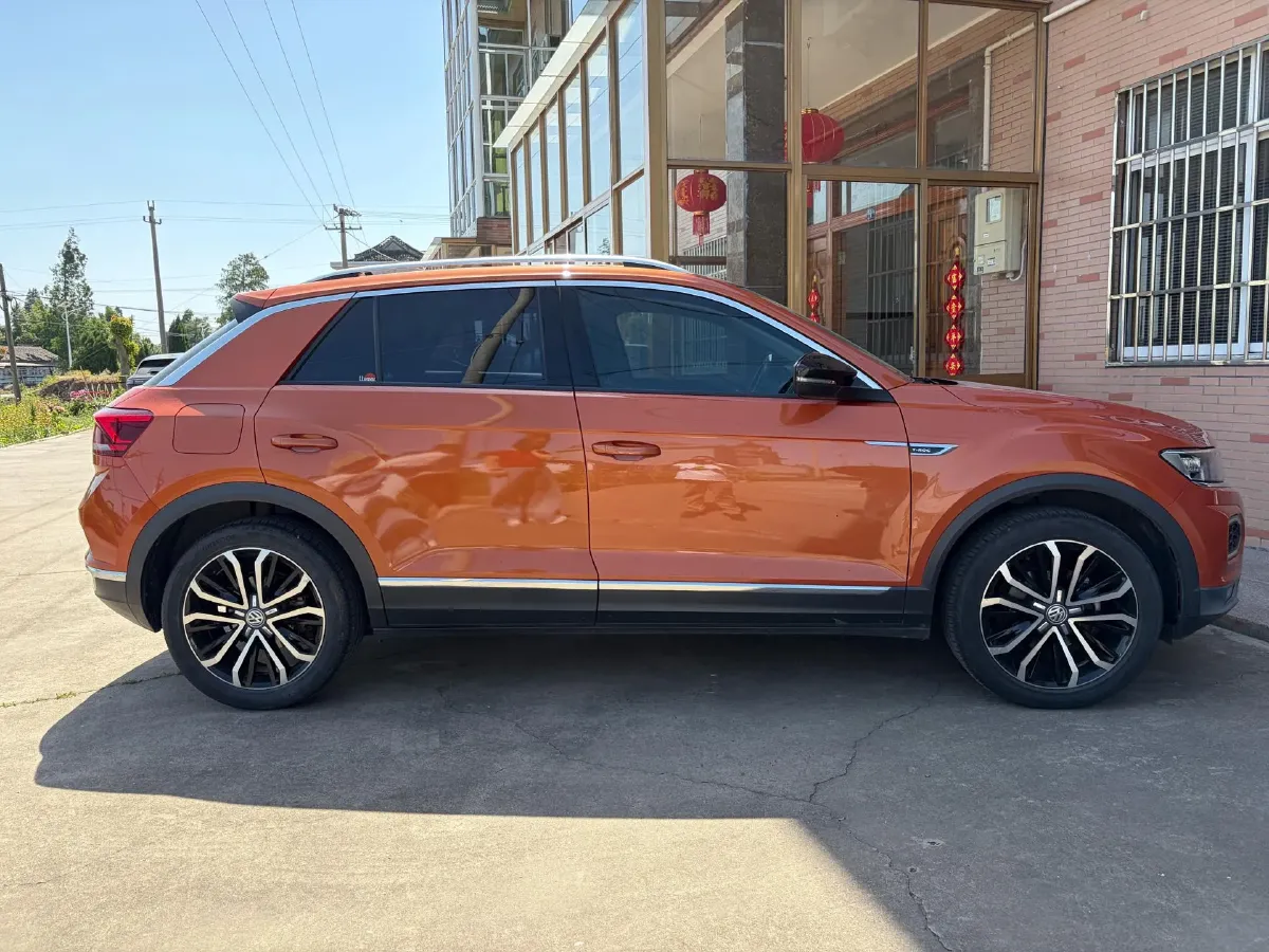 2019 Volkswagen T-Roc 1.4T 150HP L4 7DCT,autocango,china used car exporter,china ev exporter,chinese used car exporter,chinese used ev exporter