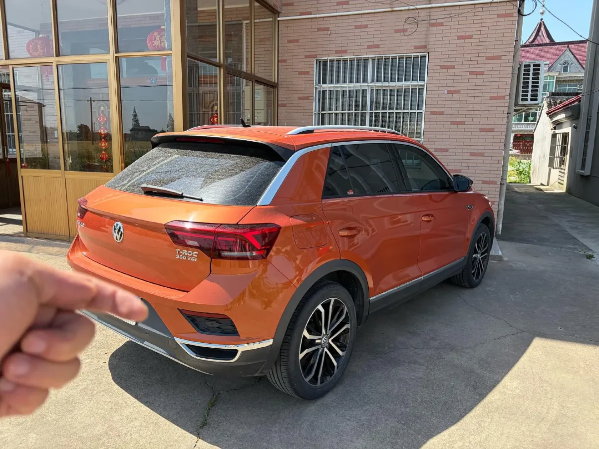 2019 Volkswagen T-Roc 1.4T 150HP L4 7DCT,autocango,china used car exporter,china ev exporter,chinese used car exporter,chinese used ev exporter