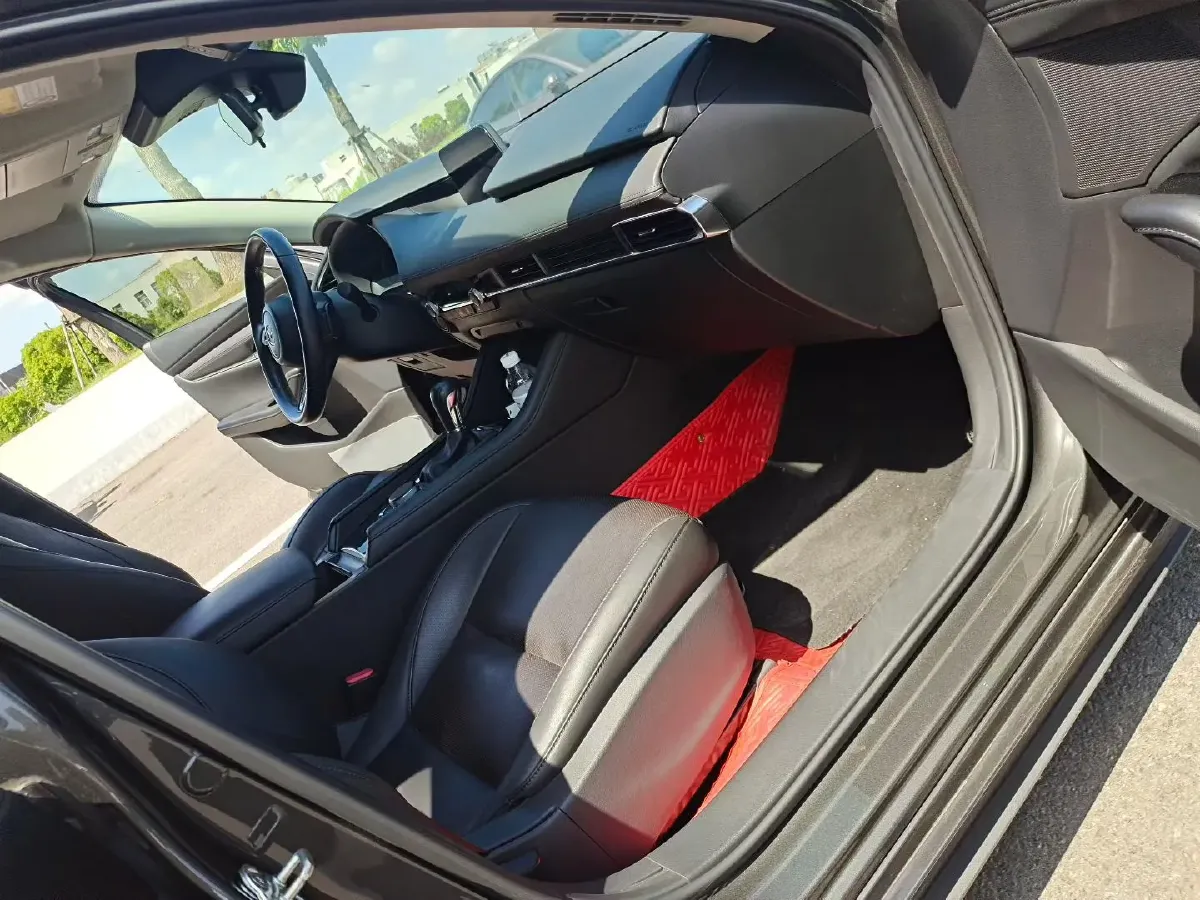 2022 Mazda 3 Axela 2.0L 158HP L4 6AT,autocango,china used car exporter,china ev exporter,chinese used car exporter,chinese used ev exporter