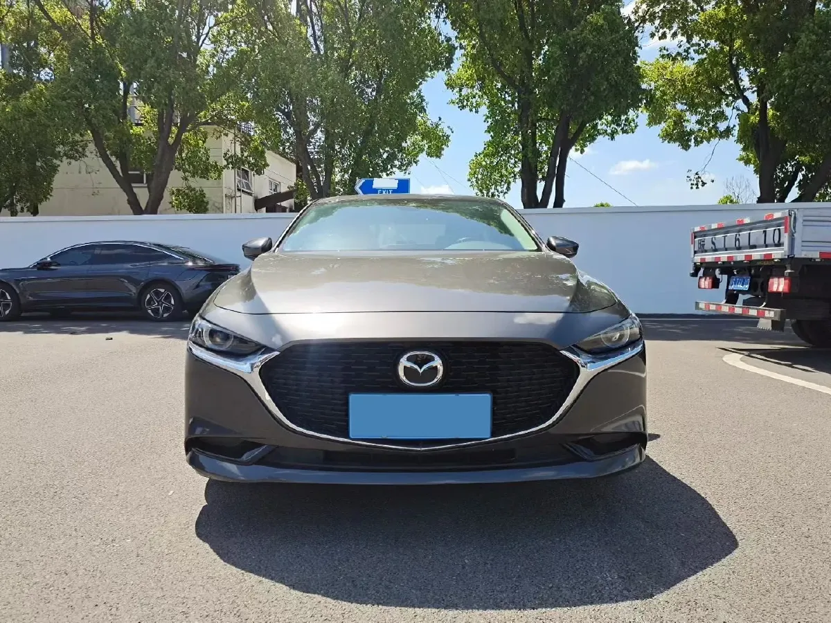 2022 Mazda 3 Axela 2.0L 158HP L4 6AT,autocango,china used car exporter,china ev exporter,chinese used car exporter,chinese used ev exporter