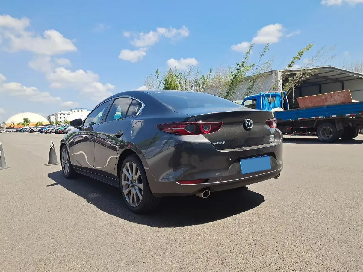 2022 Mazda 3 Axela 2.0L 158HP L4 6AT,autocango,china used car exporter,china ev exporter,chinese used car exporter,chinese used ev exporter