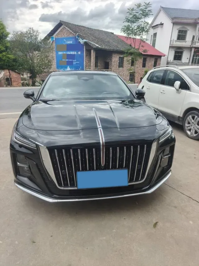 2023 HongQi H5 2.0T 224HP L4 8AT,autocango,china used car exporter,china ev exporter,chinese used car exporter,chinese used ev exporter