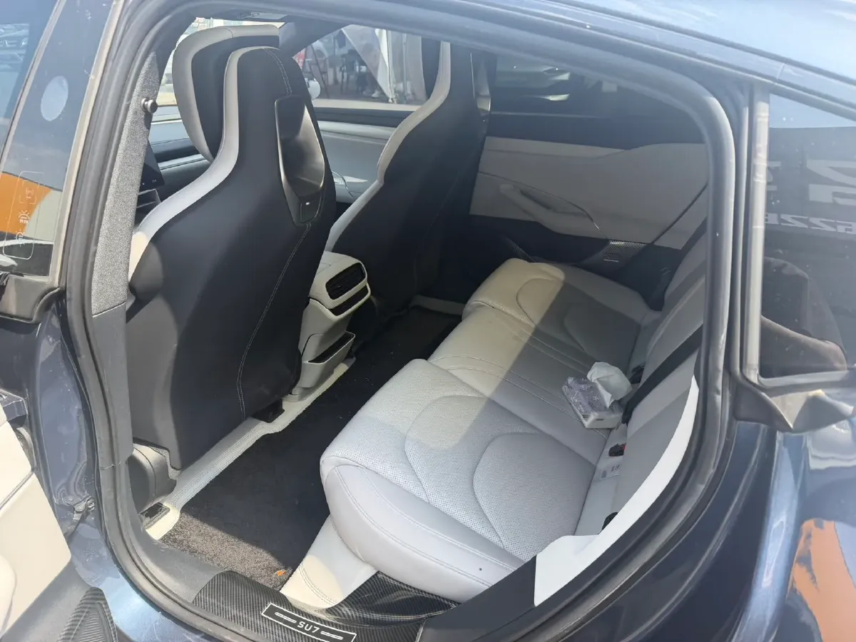 2024 MI SU7 BEV 73.6KWH,autocango,china used car exporter,china ev exporter,chinese used car exporter,chinese used ev exporter