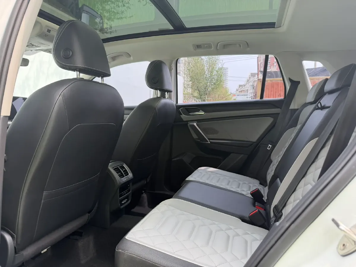 2023 Volkswagen Tayron 1.4T 150HP L4 7DCT,autocango,china used car exporter,china ev exporter,chinese used car exporter,chinese used ev exporter