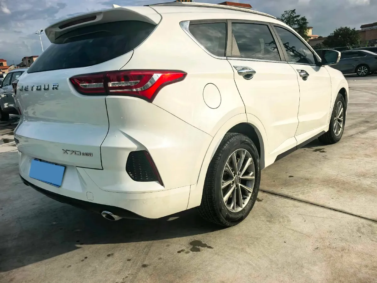 2021 Jetour X70 1.5T 156HP L4 6MT,autocango,china used car exporter,china ev exporter,chinese used car exporter,chinese used ev exporter