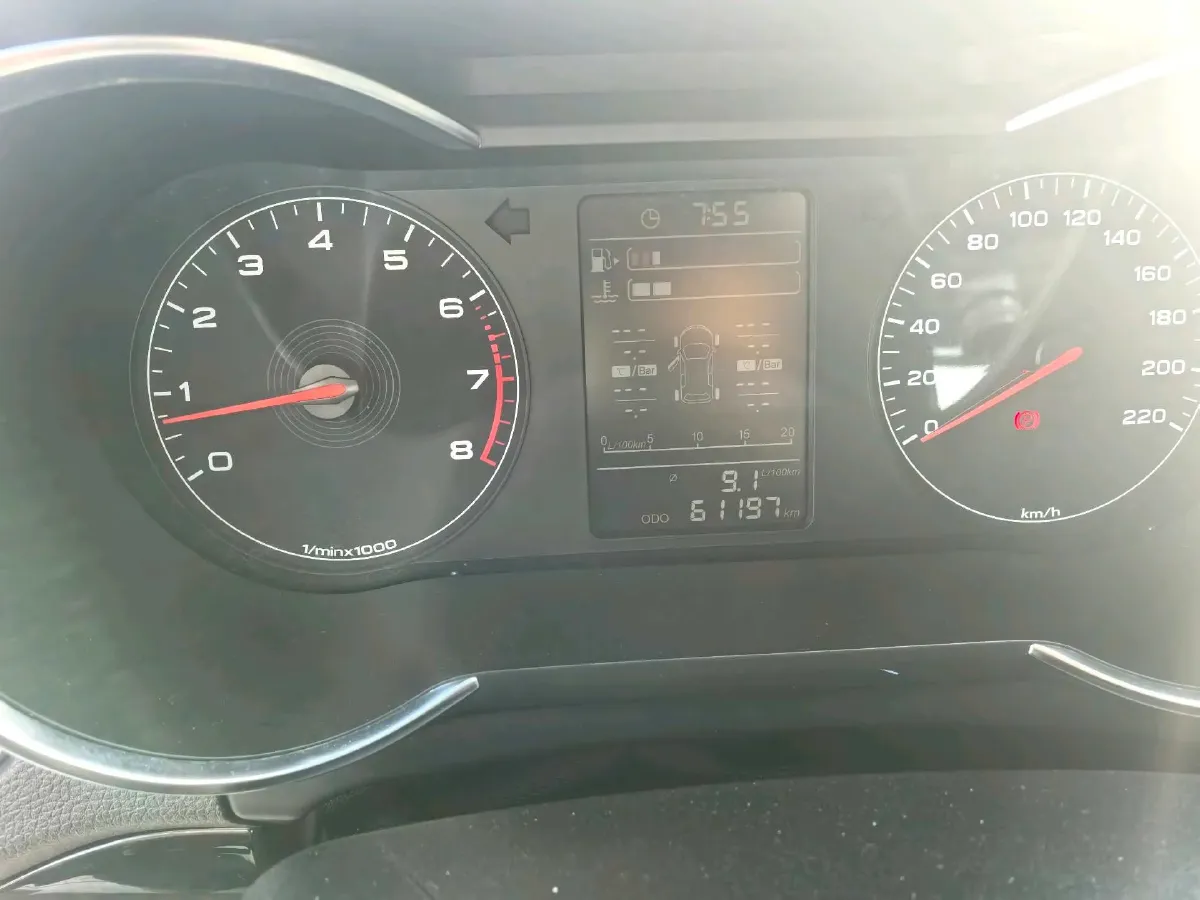 2021 Jetour X70 1.5T 156HP L4 6MT,autocango,china used car exporter,china ev exporter,chinese used car exporter,chinese used ev exporter