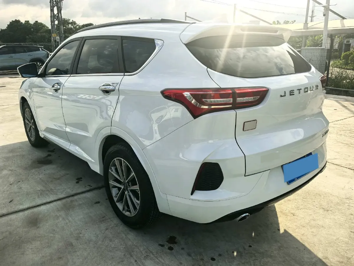 2021 Jetour X70 1.5T 156HP L4 6MT,autocango,china used car exporter,china ev exporter,chinese used car exporter,chinese used ev exporter