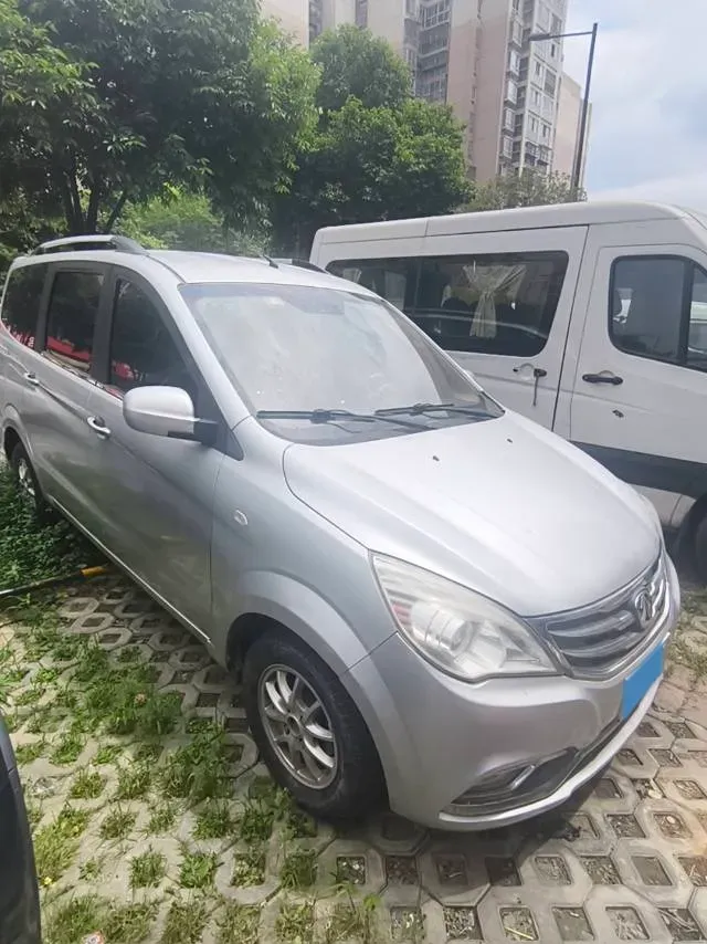 2014 BAIC WeiWang M20 1.5L 116HP L4 5MT,autocango,china used car exporter,china ev exporter,chinese used car exporter,chinese used ev exporter