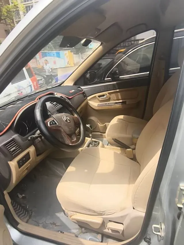 2014 BAIC WeiWang M20 1.5L 116HP L4 5MT,autocango,china used car exporter,china ev exporter,chinese used car exporter,chinese used ev exporter