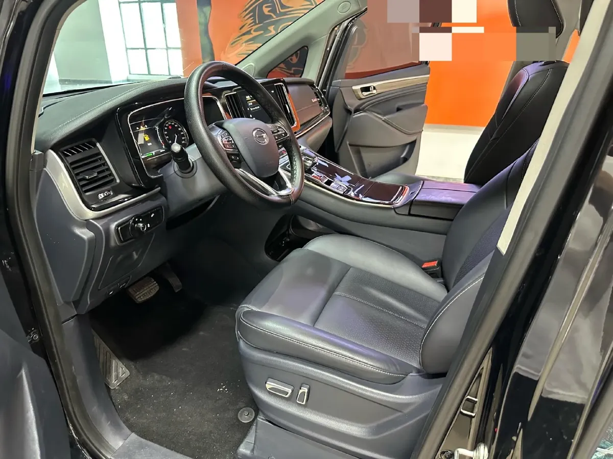 2021 GAC Trumpchi M8 2.0T 252HP L4 8AT,autocango,china used car exporter,china ev exporter,chinese used car exporter,chinese used ev exporter