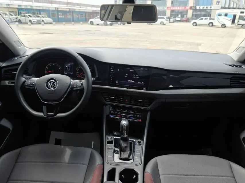 2021 Volkswagen Bora 1.5L 113HP L4 6AT,autocango,china used car exporter,china ev exporter,chinese used car exporter,chinese used ev exporter