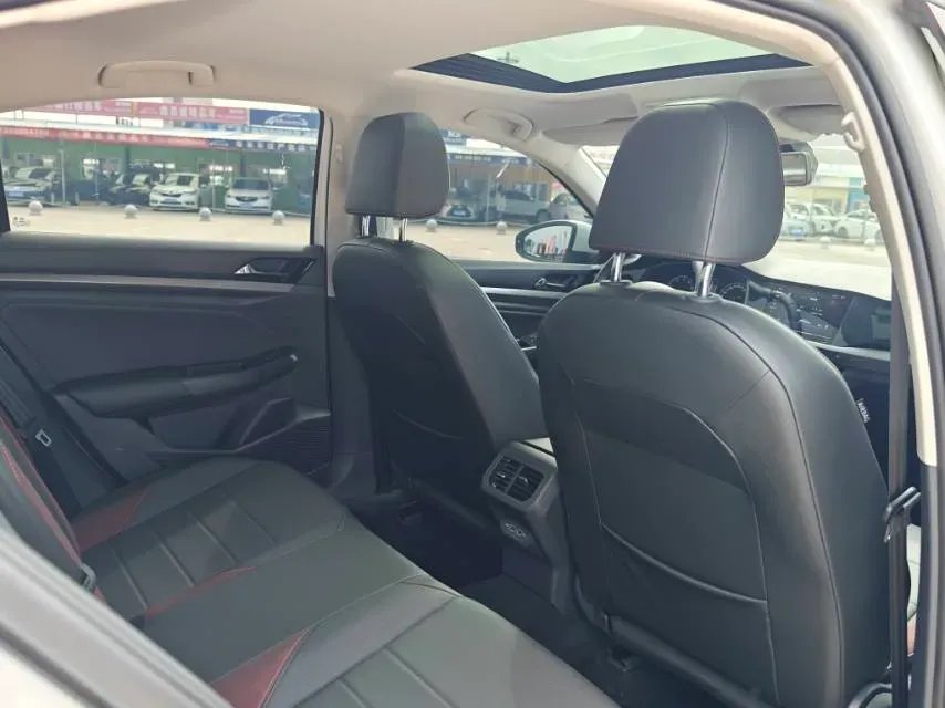 2021 Volkswagen Bora 1.5L 113HP L4 6AT,autocango,china used car exporter,china ev exporter,chinese used car exporter,chinese used ev exporter