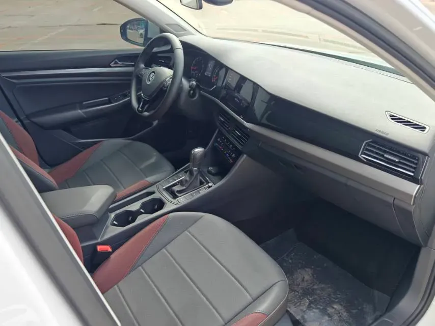 2021 Volkswagen Bora 1.5L 113HP L4 6AT,autocango,china used car exporter,china ev exporter,chinese used car exporter,chinese used ev exporter