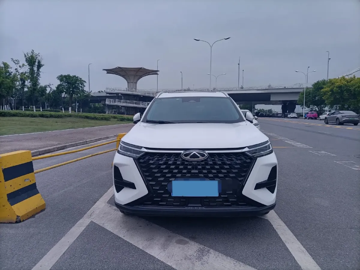 2025 Chery Tiggo 8 PRO 1.6T 197HP L4 7DCT,autocango,china used car exporter,china ev exporter,chinese used car exporter,chinese used ev exporter