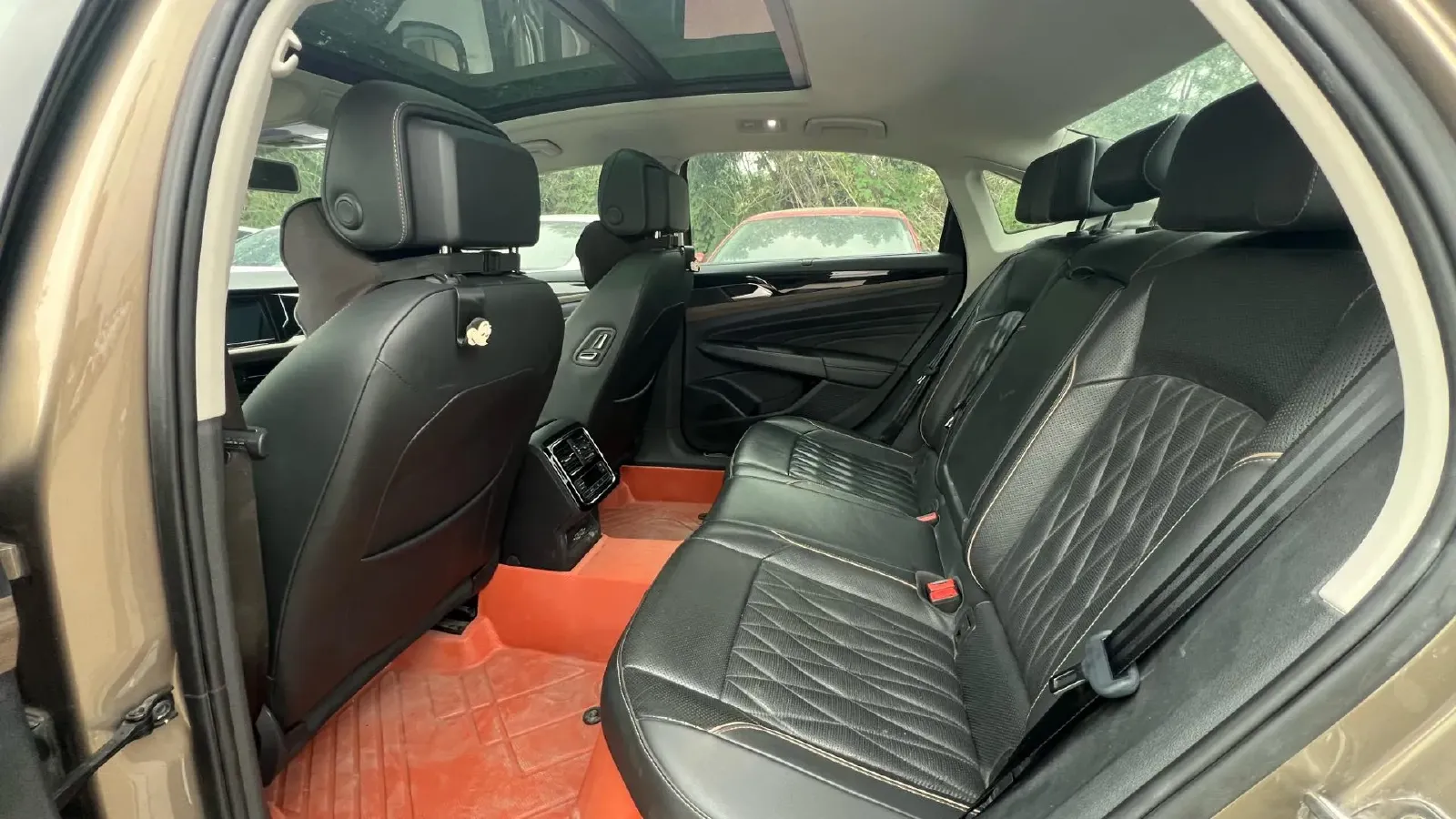 2019 Volvo V40 1.5T 152HP L4 6AT,autocango,china used car exporter,china ev exporter,chinese used car exporter,chinese used ev exporter