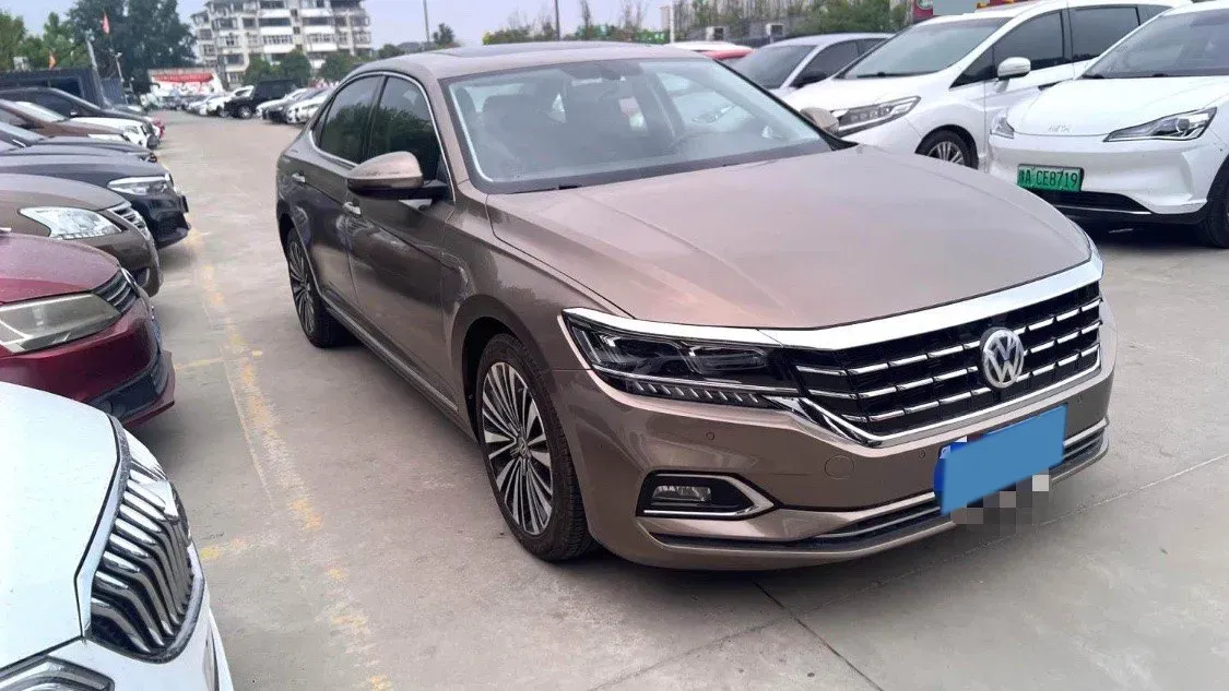 2019 Volvo V40 1.5T 152HP L4 6AT,autocango,china used car exporter,china ev exporter,chinese used car exporter,chinese used ev exporter