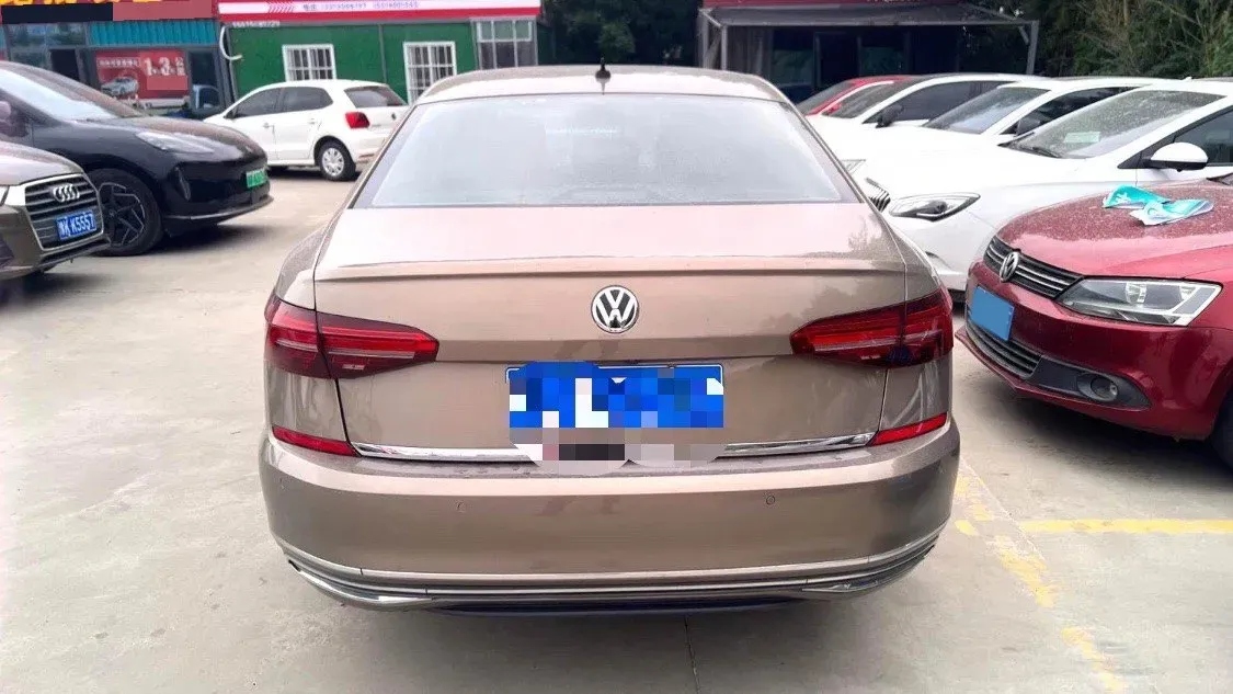 2019 Volvo V40 1.5T 152HP L4 6AT,autocango,china used car exporter,china ev exporter,chinese used car exporter,chinese used ev exporter