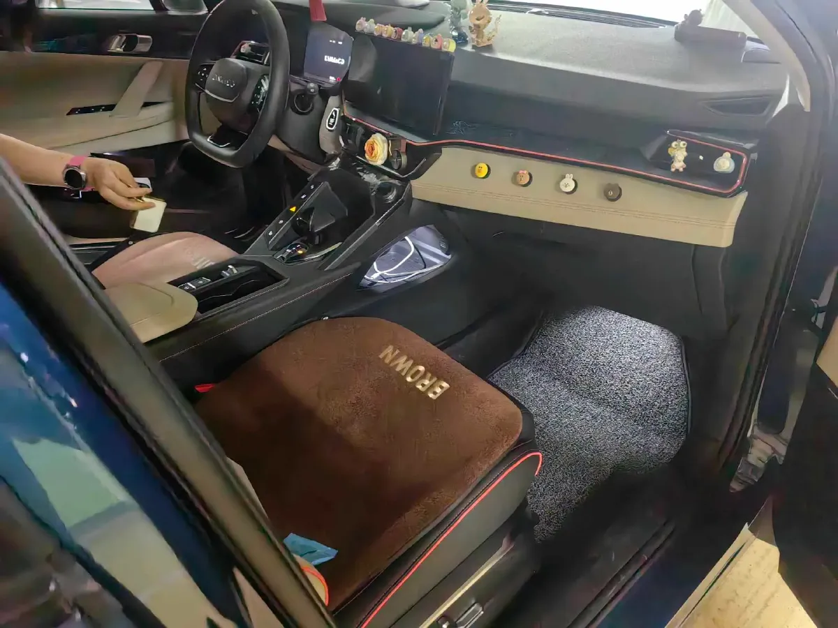 2023 LYNK&CO 06 1.5T 181HP L4 7DCT,autocango,china used car exporter,china ev exporter,chinese used car exporter,chinese used ev exporter
