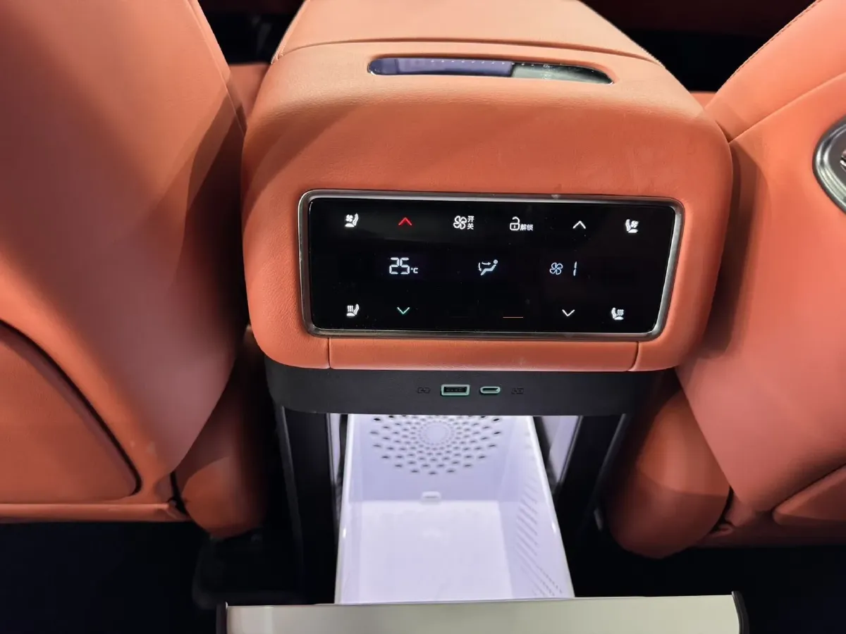 2025 BYD TangL 1.5T 156HP L4 E-CVT PHEV,autocango,china used car exporter,china ev exporter,chinese used car exporter,chinese used ev exporter