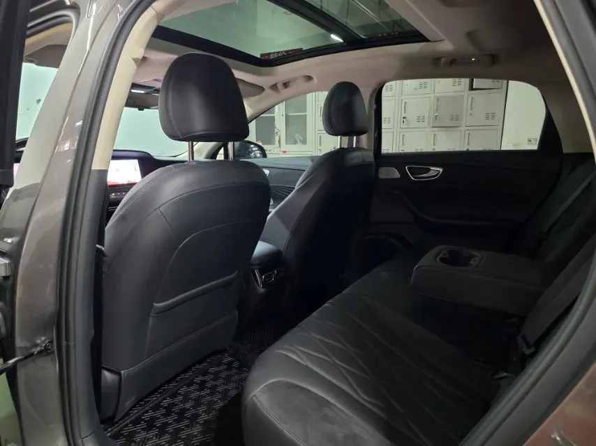 2023 Roewe D7 1.5L 112HP L4 1DHT PHEV 21.4KWH,autocango,china used car exporter,china ev exporter,chinese used car exporter,chinese used ev exporter