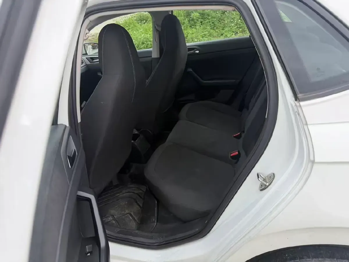 2023 Volkswagen Polo 1.5L 110HP L4 6AT,autocango,china used car exporter,china ev exporter,chinese used car exporter,chinese used ev exporter