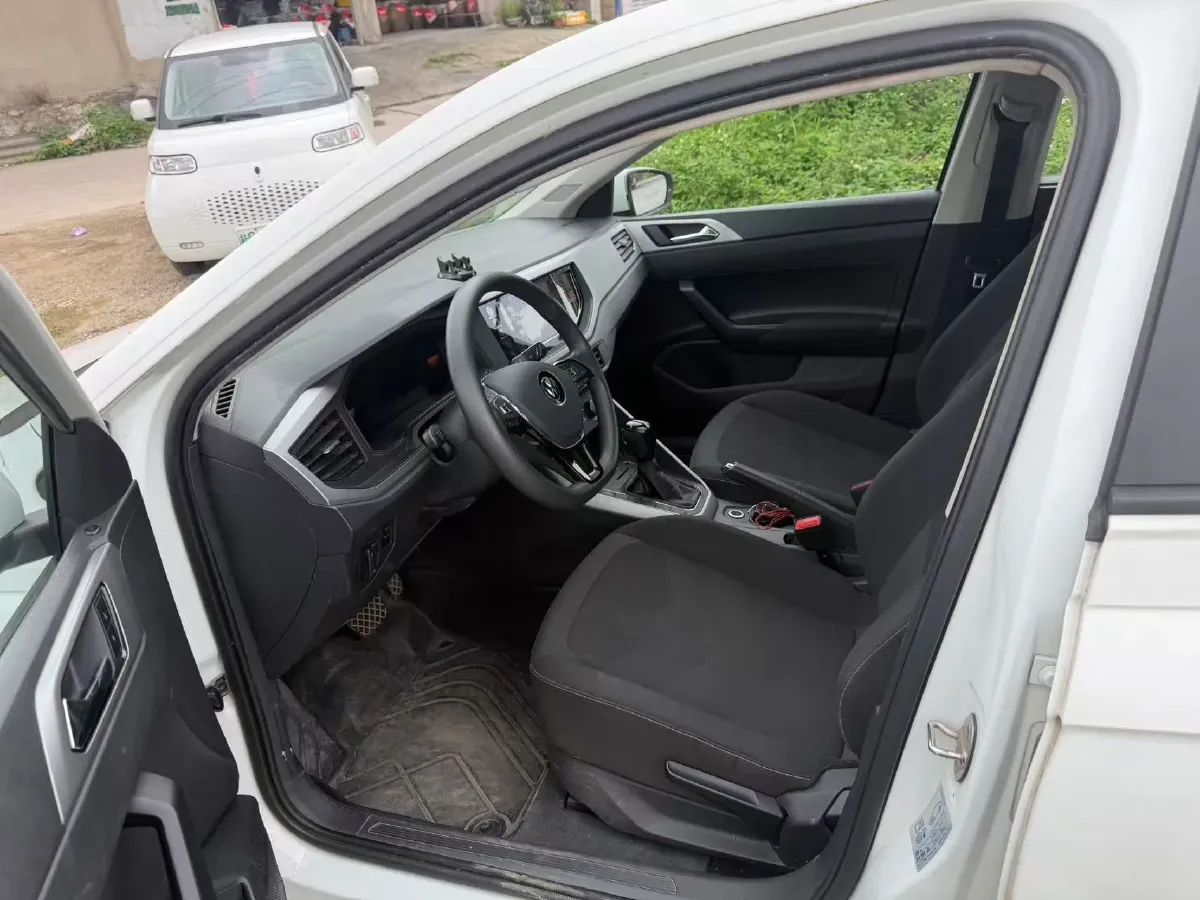 2023 Volkswagen Polo 1.5L 110HP L4 6AT,autocango,china used car exporter,china ev exporter,chinese used car exporter,chinese used ev exporter