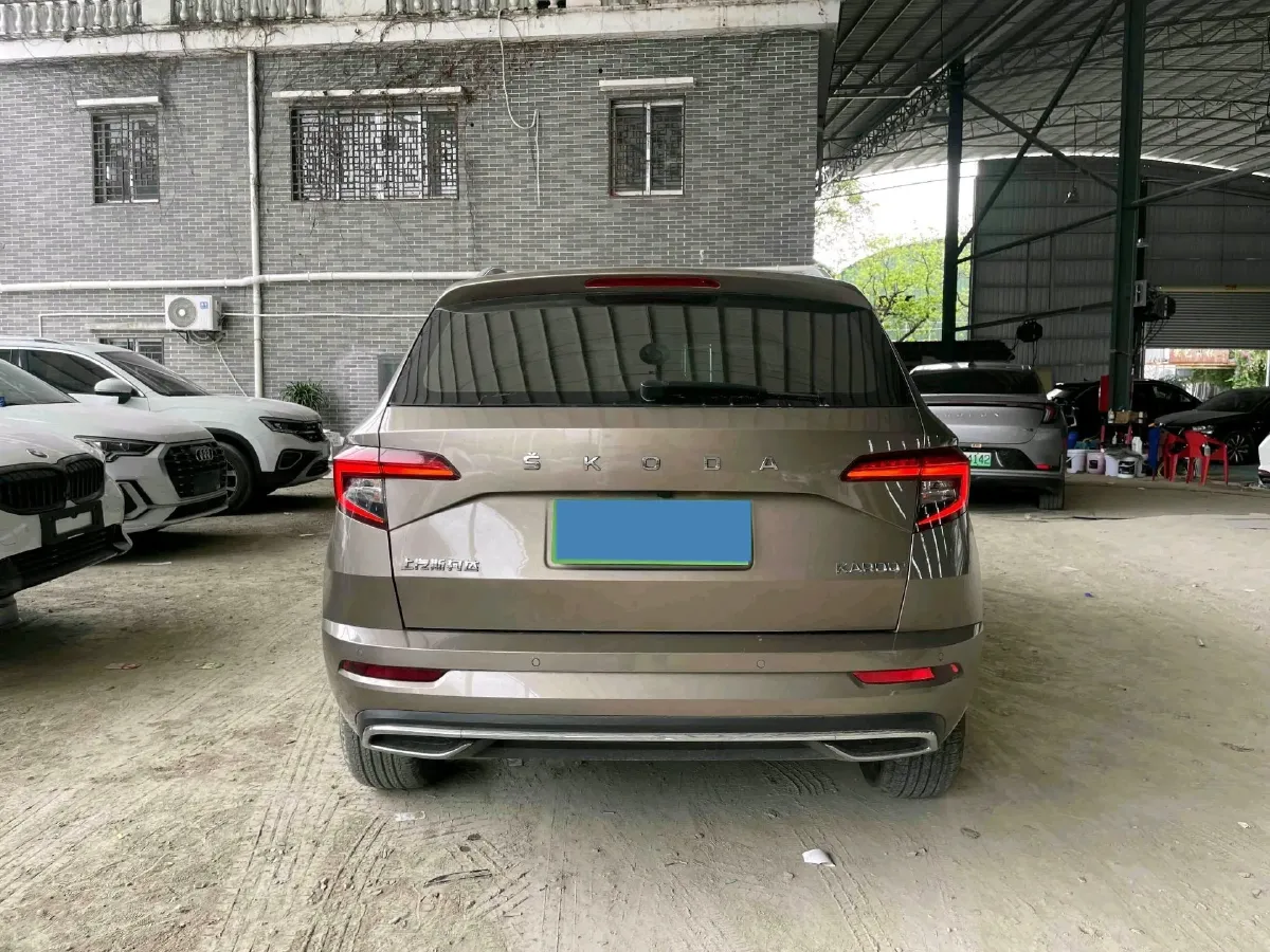 2022 Skoda Karoq 1.4T 150HP L4 7DCT,autocango,china used car exporter,china ev exporter,chinese used car exporter,chinese used ev exporter