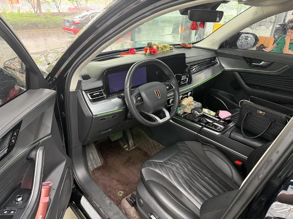 2023 HongQi HS5 2.0T 252HP L4 8AT,autocango,china used car exporter,china ev exporter,chinese used car exporter,chinese used ev exporter