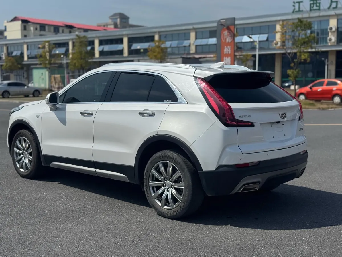 2021 Cadillac XT4 2.0T 237HP L4 9AT,autocango,china used car exporter,china ev exporter,chinese used car exporter,chinese used ev exporter