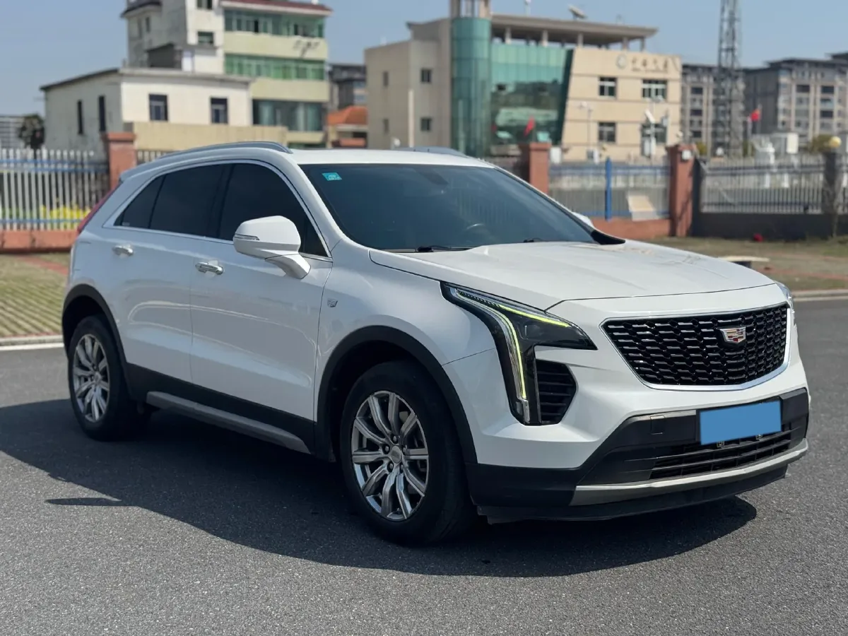 2021 Cadillac XT4 2.0T 237HP L4 9AT,autocango,china used car exporter,china ev exporter,chinese used car exporter,chinese used ev exporter