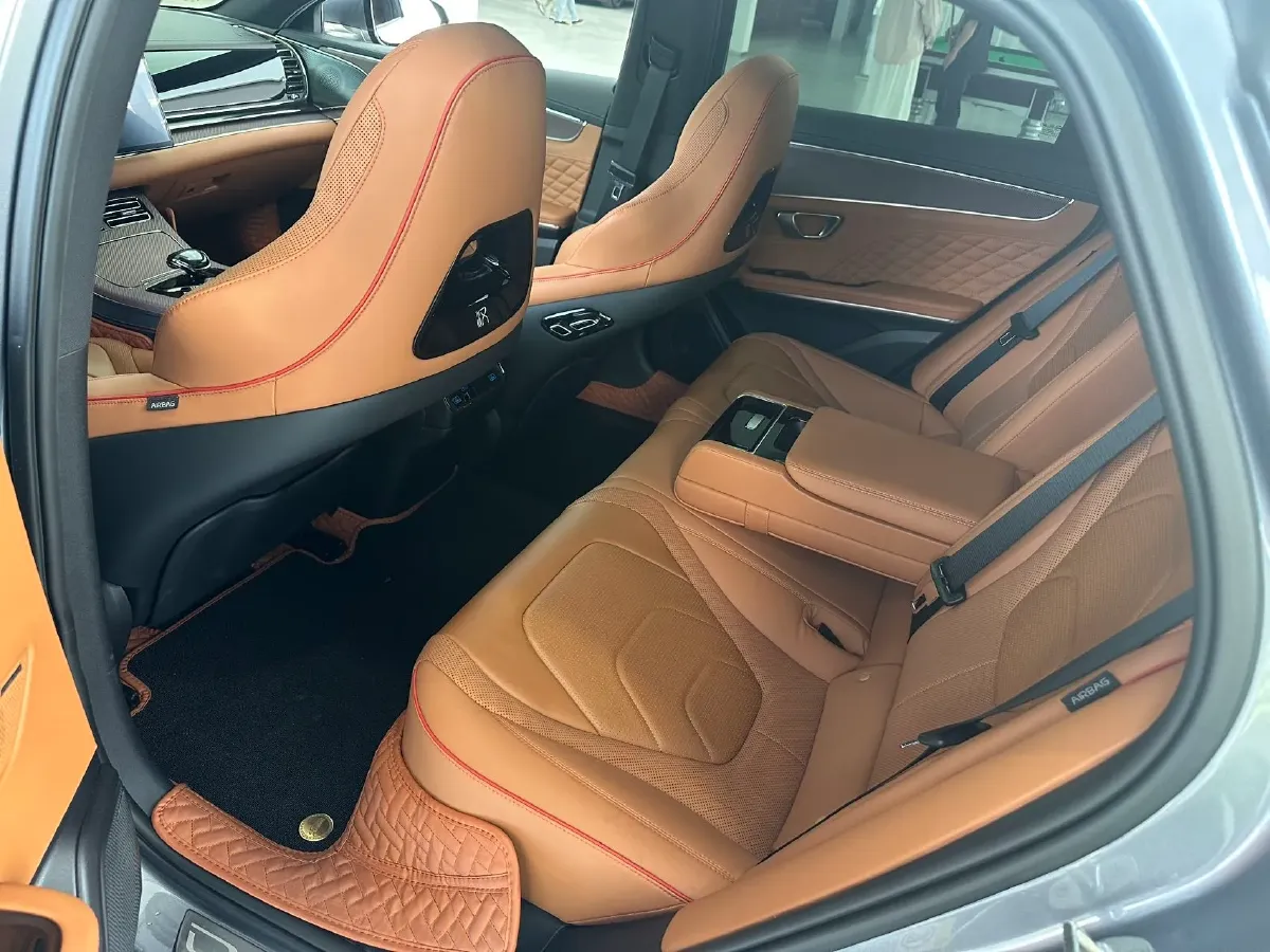 2022 Volkswagen Tiguan L 2.0T 186HP L4 7DCT,autocango,china used car exporter,china ev exporter,chinese used car exporter,chinese used ev exporter