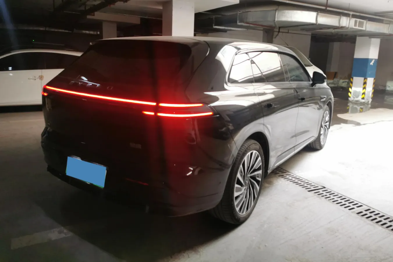 2024 Exceed Sterra ET BEV 100KWH,autocango,china used car exporter,china ev exporter,chinese used car exporter,chinese used ev exporter