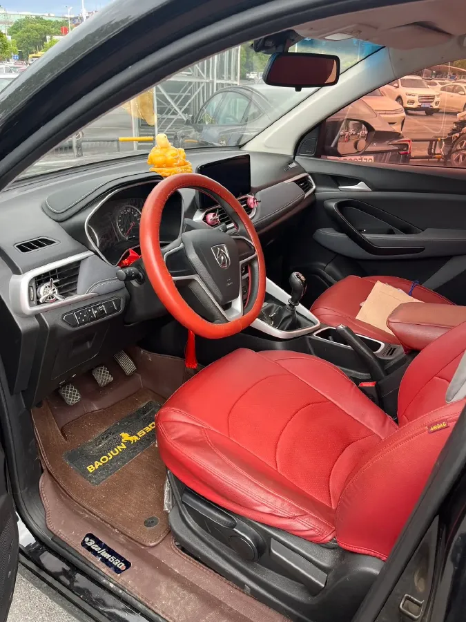 2018 BaoJun 530 1.5T 150HP L4 6MT,autocango,china used car exporter,china ev exporter,chinese used car exporter,chinese used ev exporter
